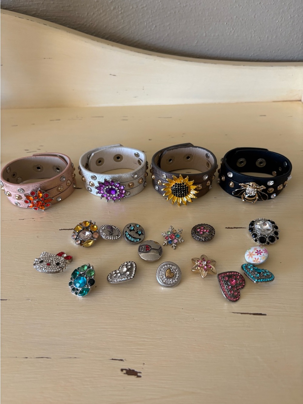 Snap bracelets lot